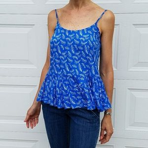 Ruffled tank top feather pattern